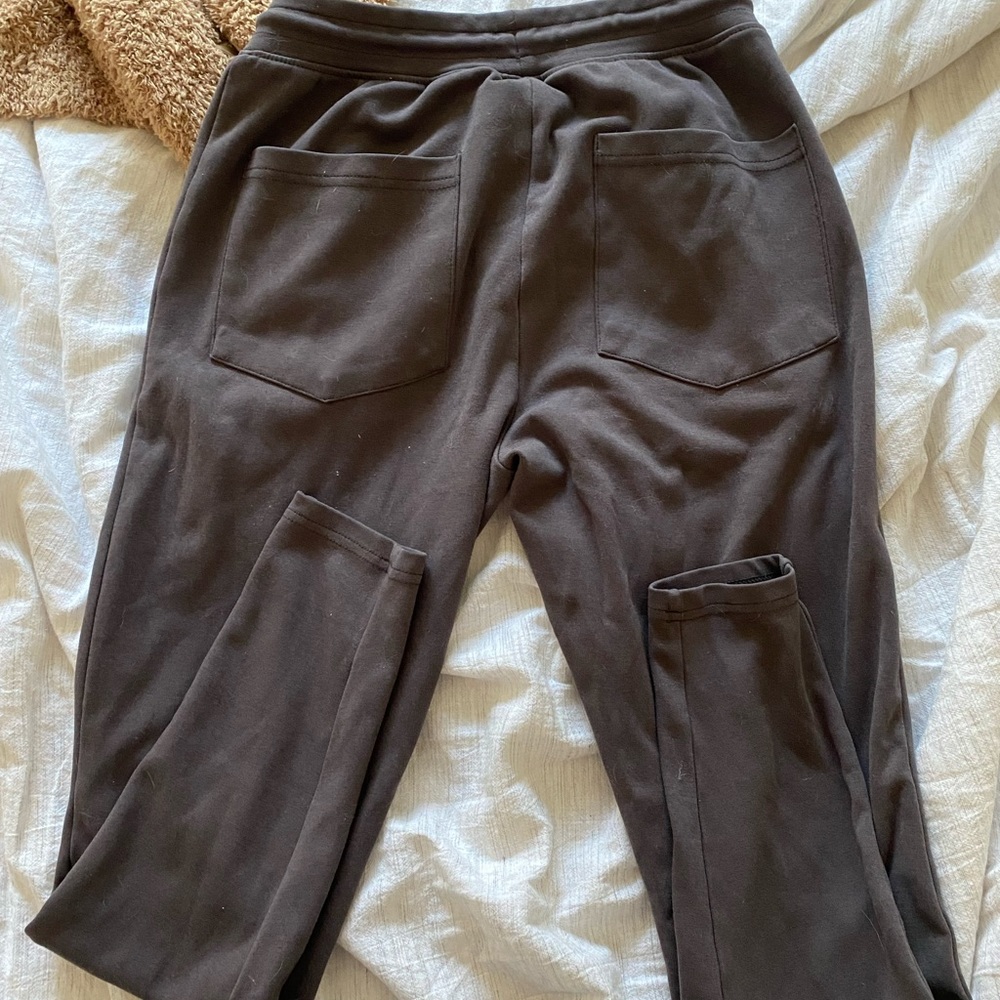 Joggers - Picture 3 of 3
